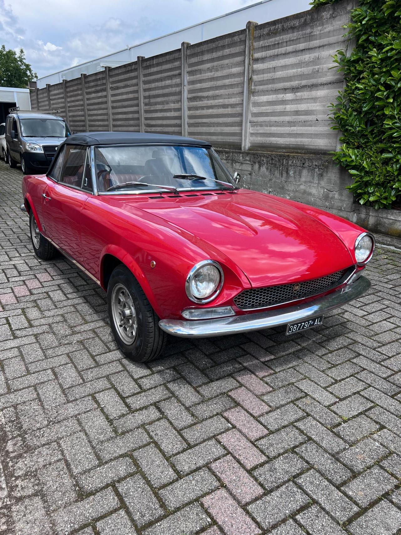 Fiat 124 Spider Sport