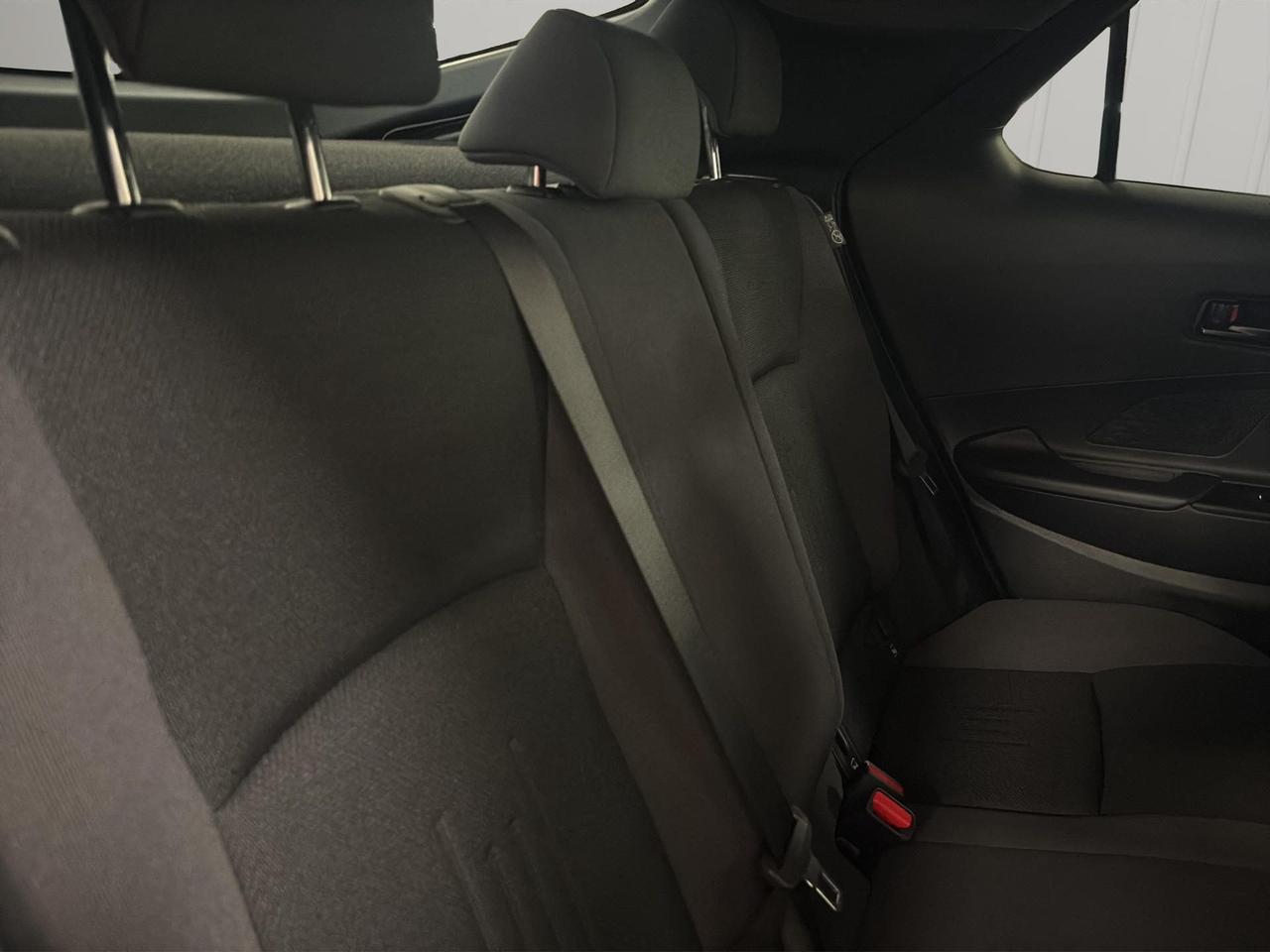 Toyota C-HR 2.0 phev Trend fwd e-cvt