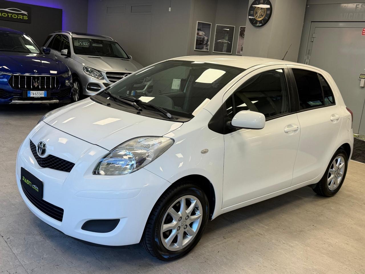 Toyota Yaris 1.3 5 porte Sol