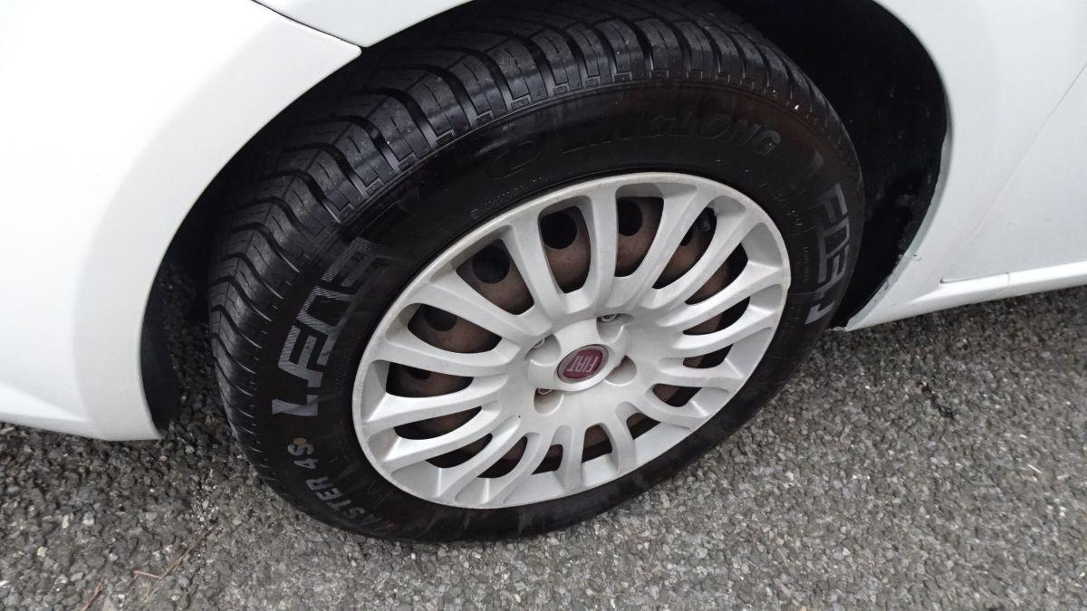 FIAT - Punto Evo 1300 MULTIJET VAN 4 POSTI