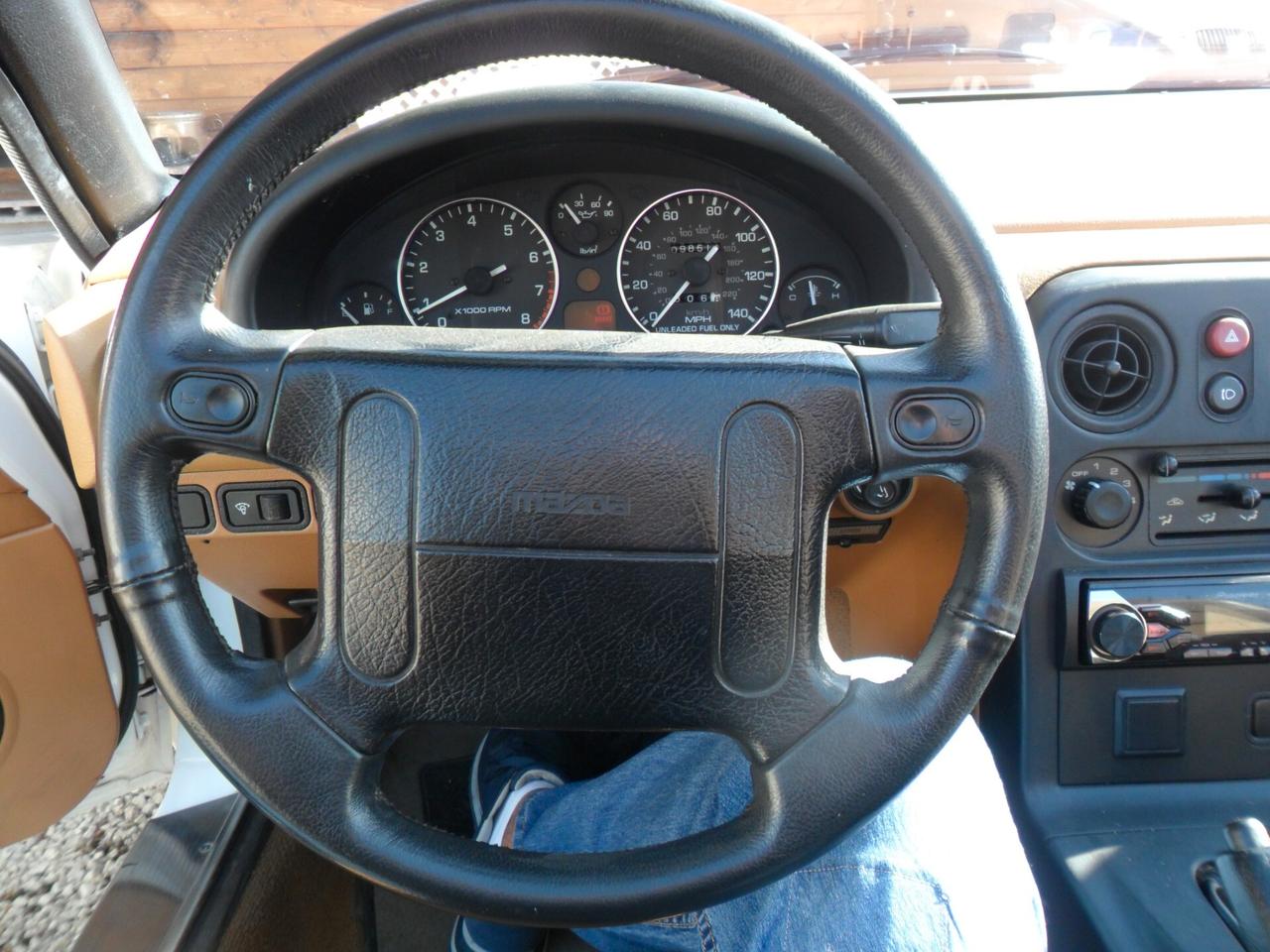 Mazda MX-5 1.6i 16V cat CABRIO