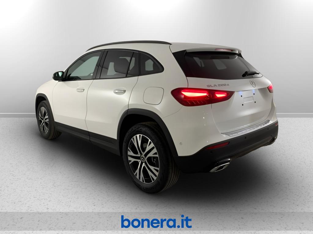 Mercedes GLA 200 200 D Progressive Advanced Plus 8G-DCT