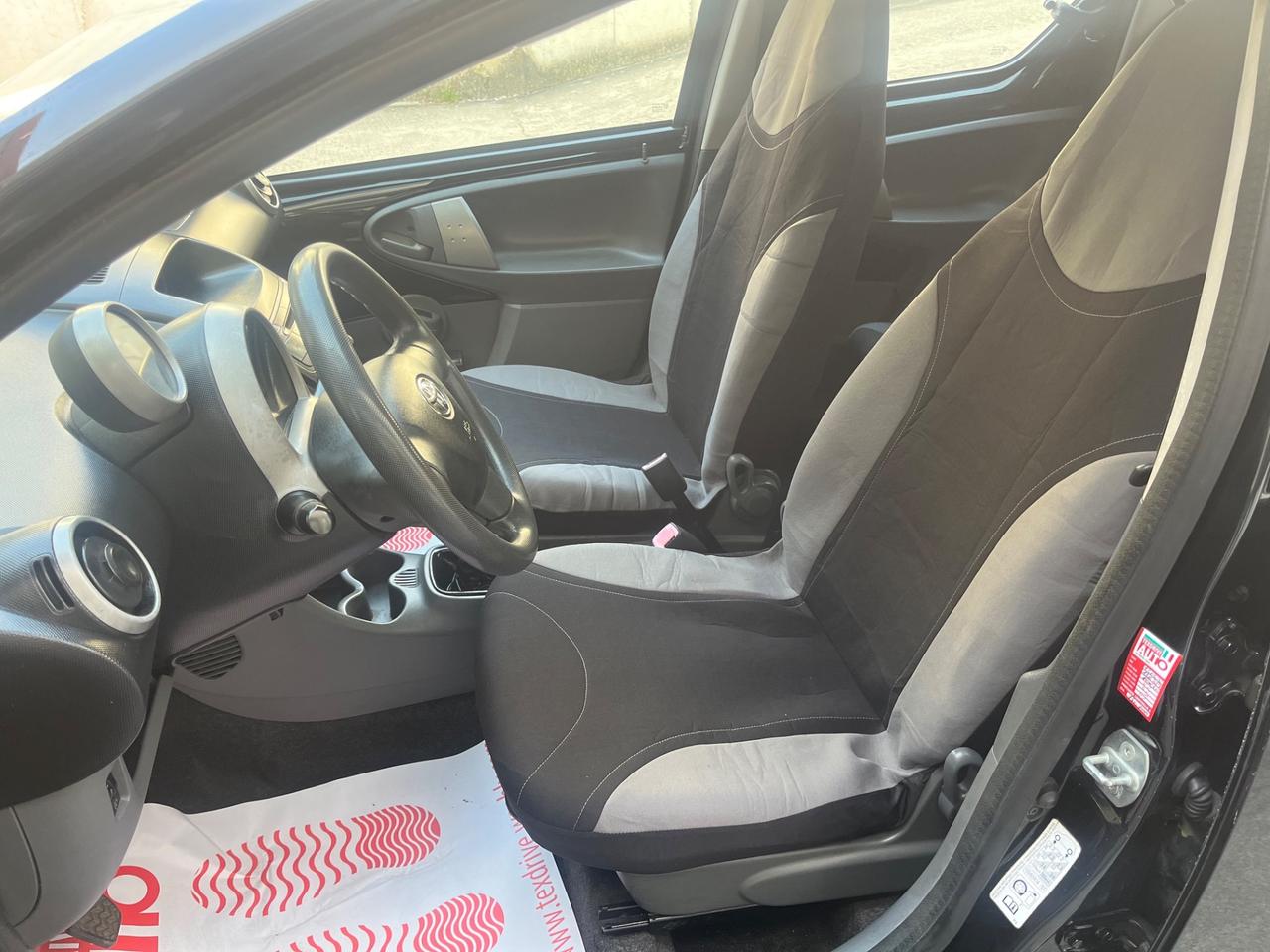 Toyota Aygo 1.0 12V VVT-i 5 porte