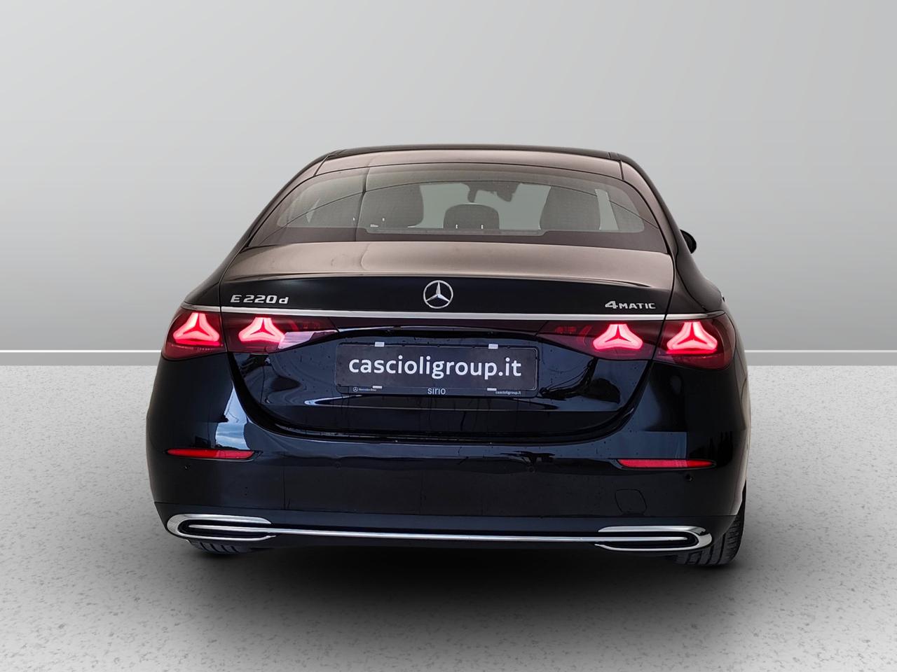 Mercedes-Benz E 220 d 4MATIC
