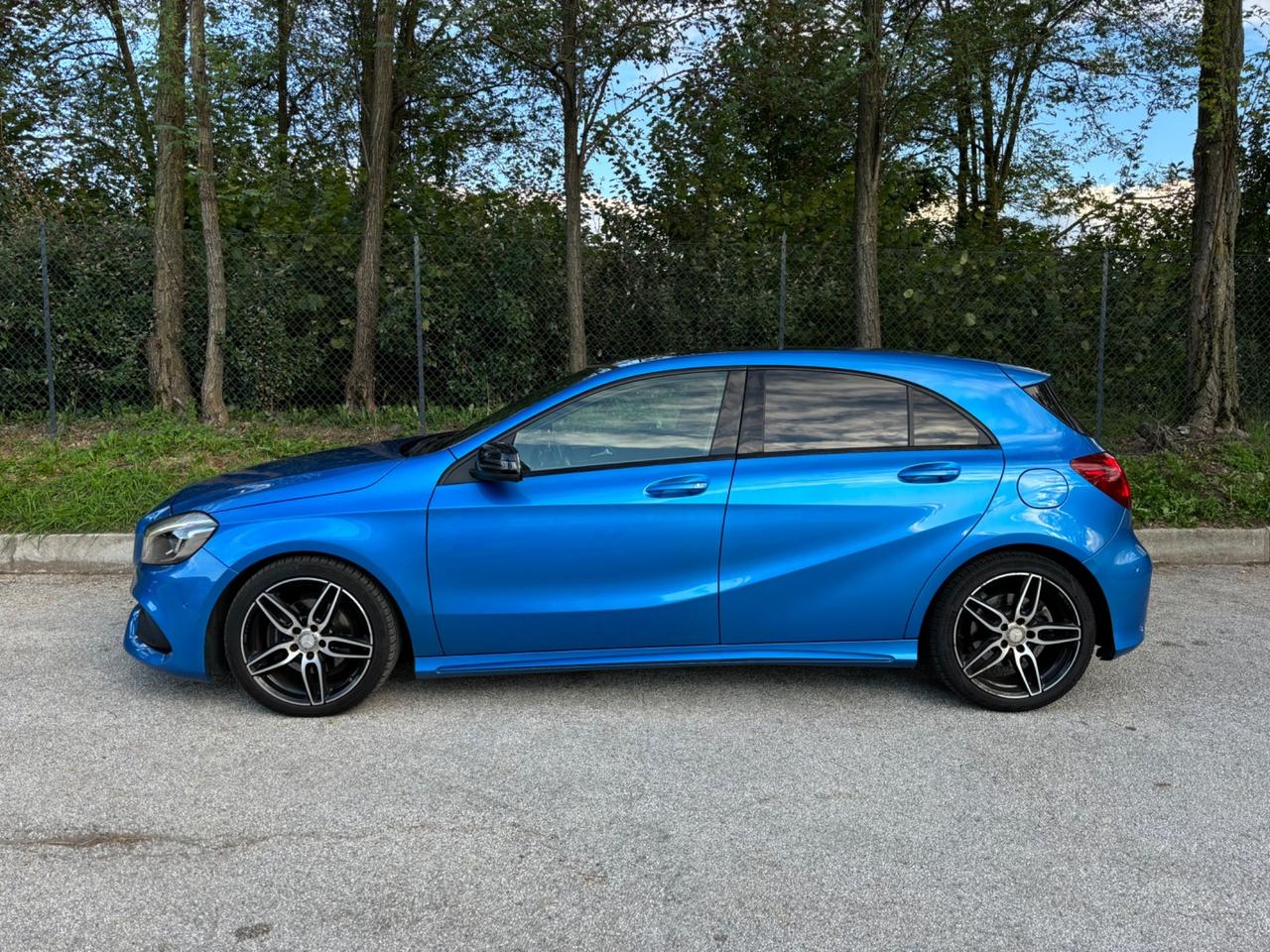 Mercedes-benz A 200 d Auto 4Matic Premium AMG