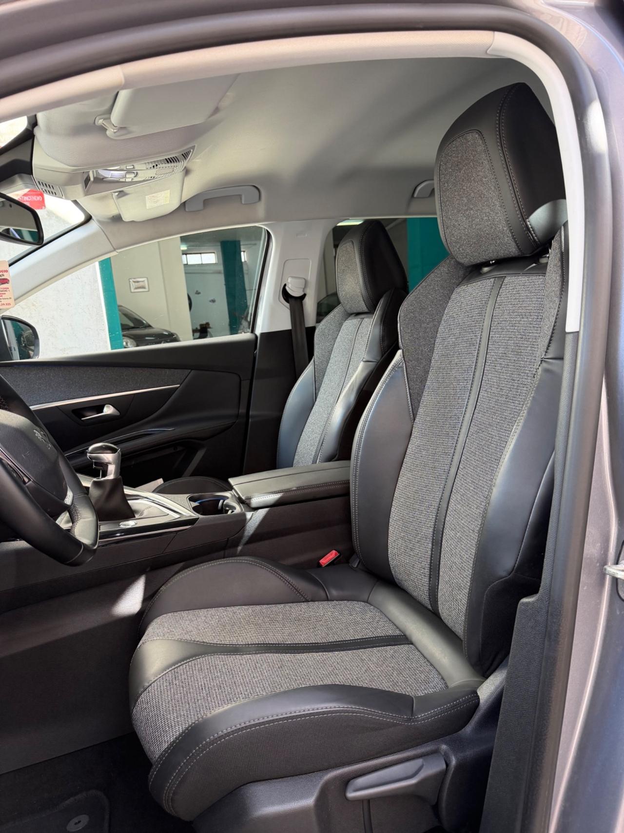 Peugeot 3008 ALLURE