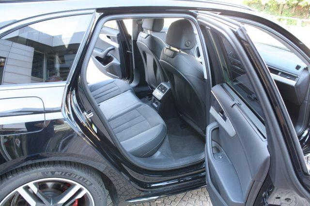 AUDI A4 40 TDI quattro S tronic S line edition