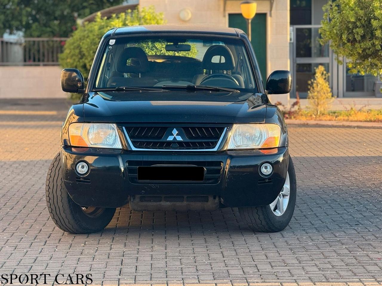 Mitsubishi Pajero 3.2 DI-D 16V 3p. Intense 170 CV