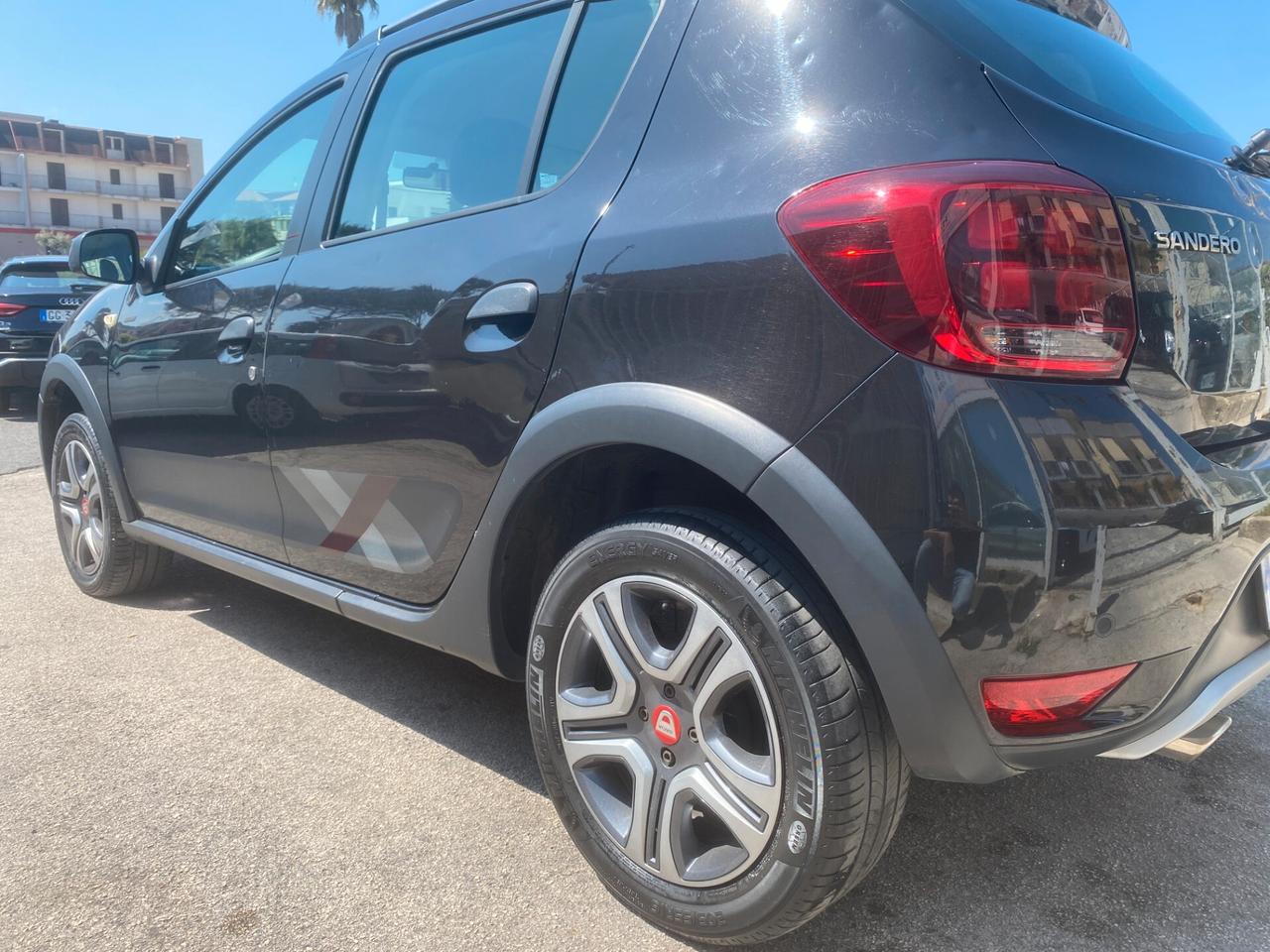 97000KM Dacia Sandero Stepway 1.5 dCi 95 CV Techroad 12/19