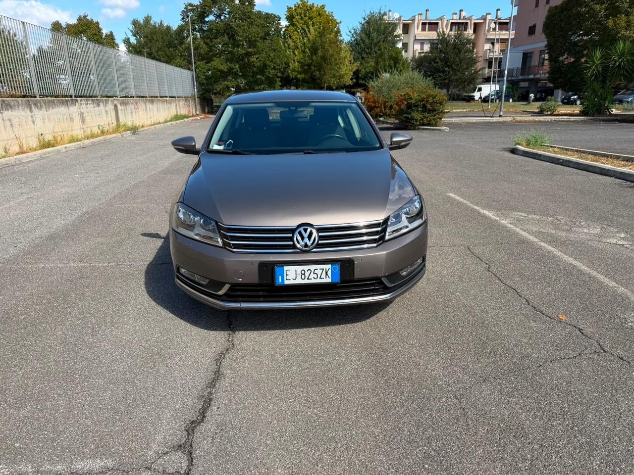 Volkswagen Passat 2.0 TDI Highline BlueM. Tech.