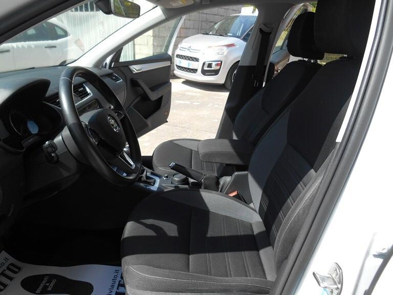 Skoda Octavia 1.5 DSG Wagon Executive METANO