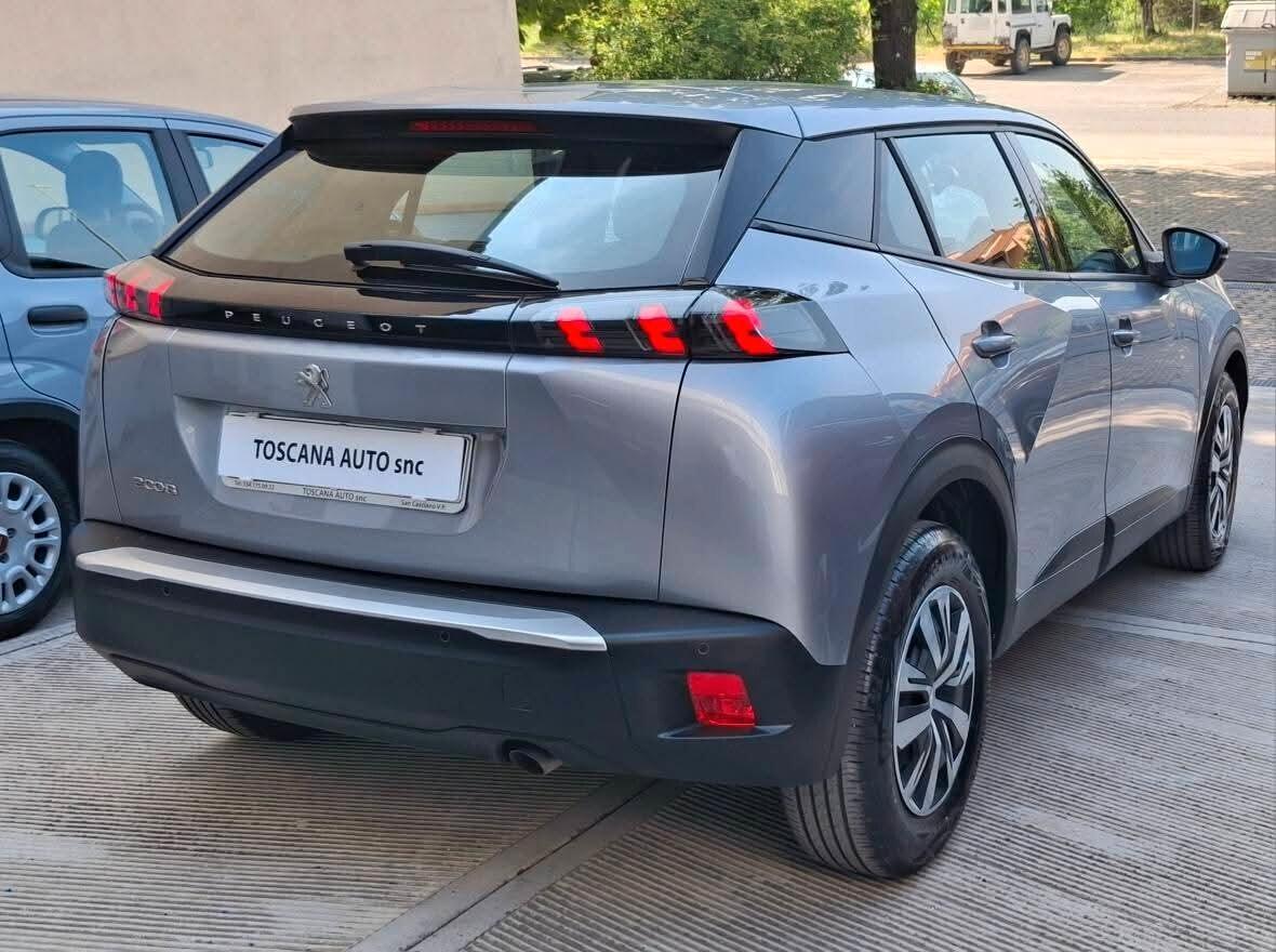 Peugeot 2008 PureTech 100 S&S Allure 7.000km