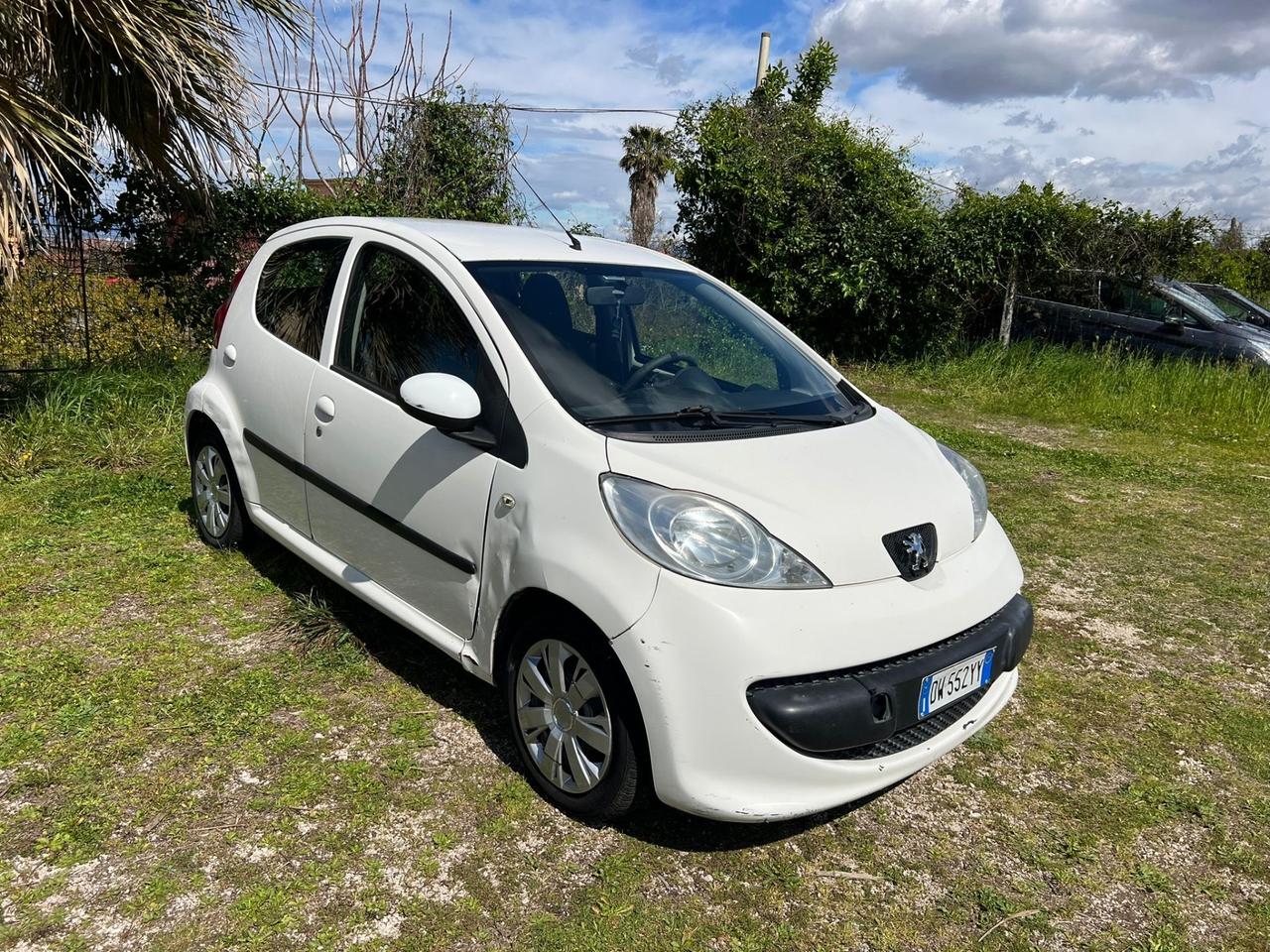 Peugeot 107 1.4 HDi 3p. Plaisir