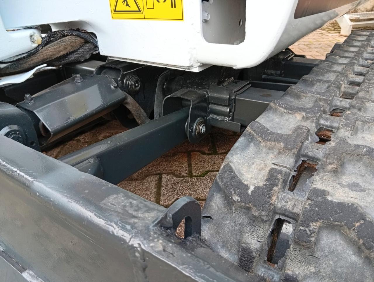 Escavatore Usato Bobcat 320 (17 Quintali)