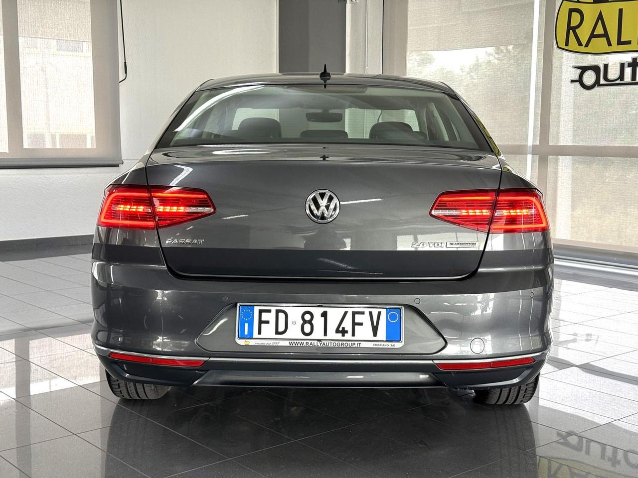 Volkswagen Passat Hgline 2.0 tdi 150cv #10396