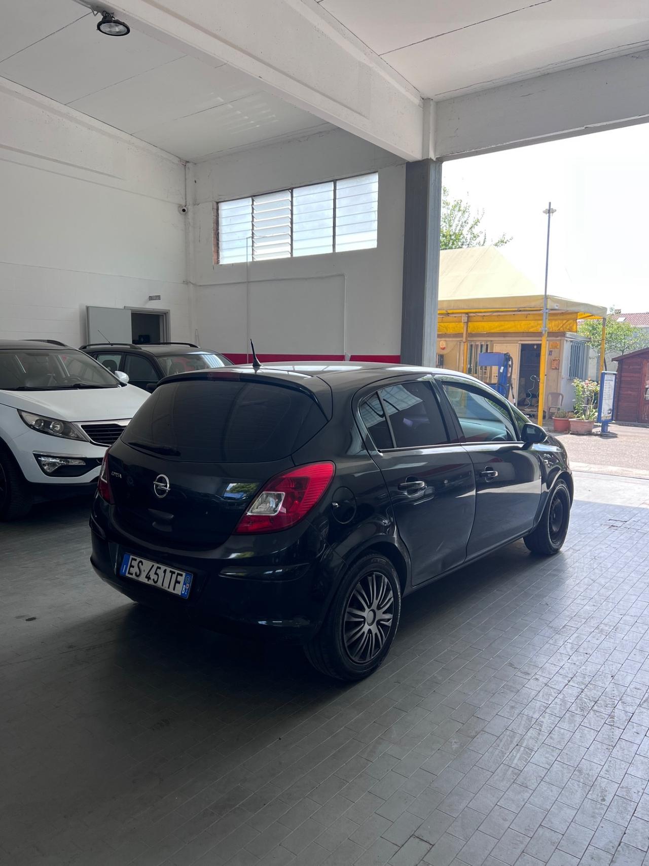 Opel Corsa 1.2 Benzina 2013 / Sport / Neopatentati/