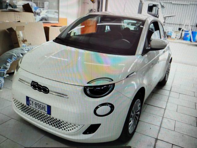 FIAT 500e Berlina 190km