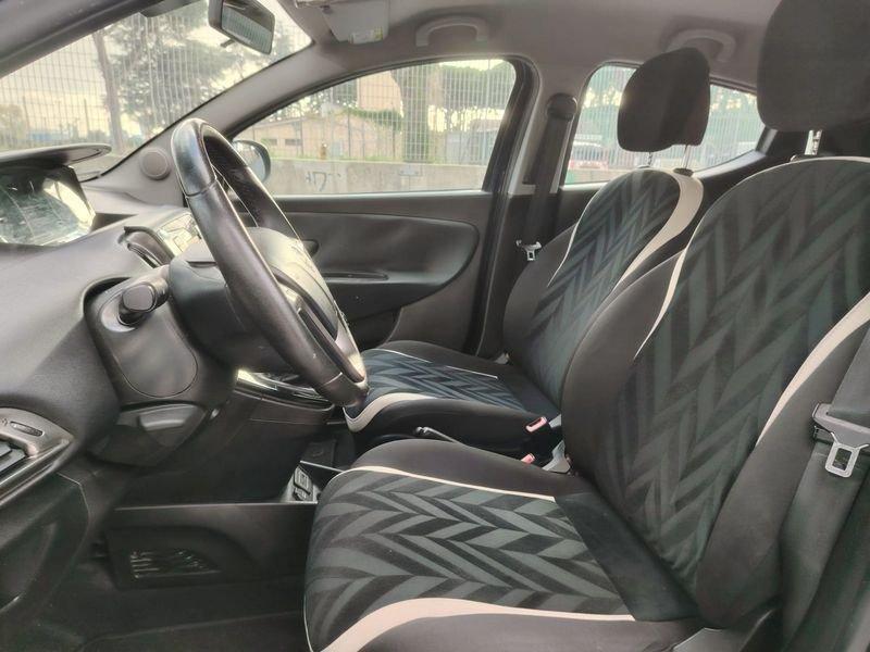 Lancia Ypsilon Ypsilon 1.3 MJT 16V 95 CV 5 porte S&S Silver