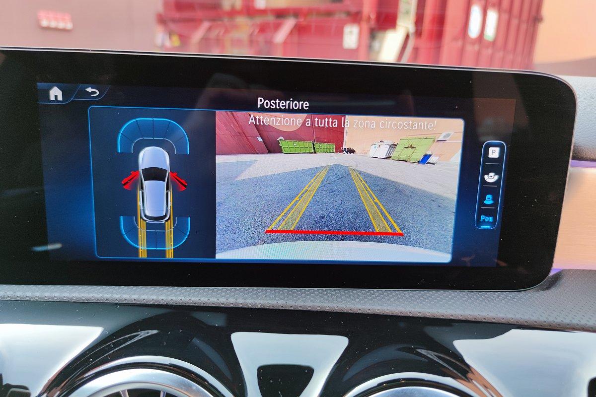 MERCEDES A 180 Automatic AMG Line Advanced Plus