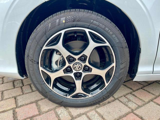 MG MG3 1.5 Hybrid+ Luxury - KM0