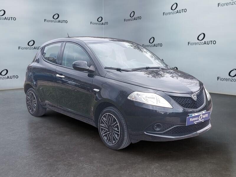 Lancia Ypsilon 1.2 69 CV 5 porte S&S Gold - PREZZO REALE