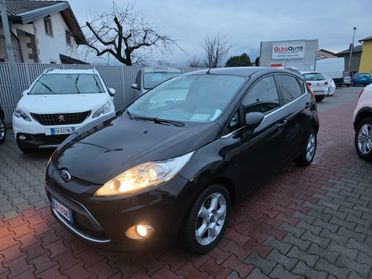 Ford Fiesta 1.2B unico proprietario garantita 12M