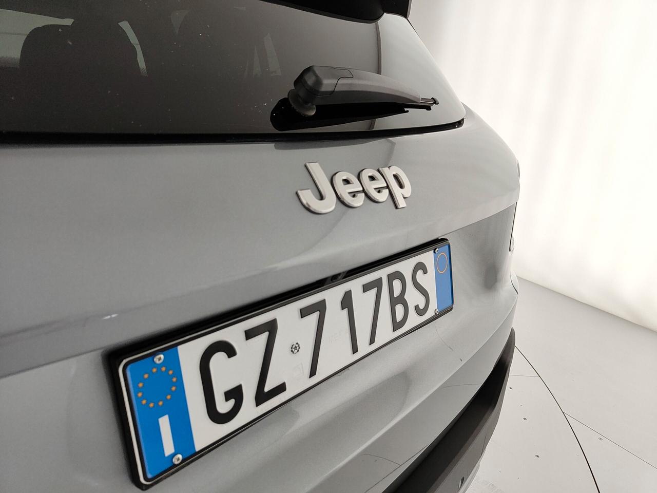 Jeep Avenger 1.2 Turbo 100 CV Summit