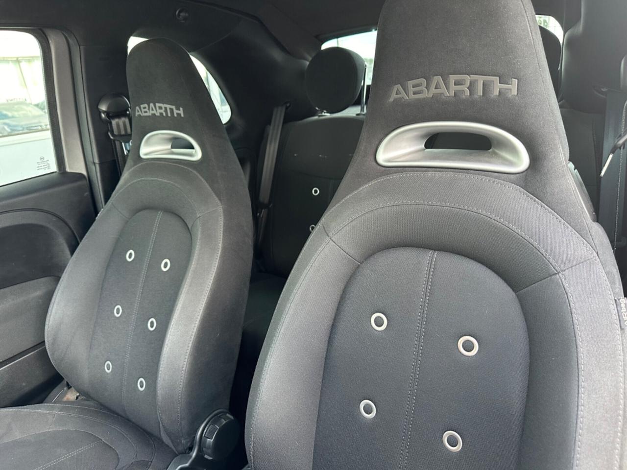 Abarth 595 C autom FULLL LED