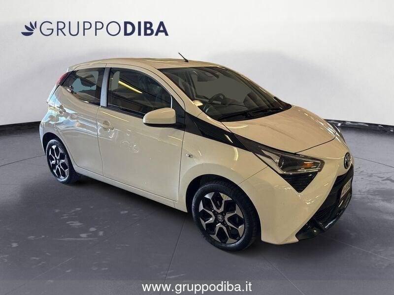 Toyota Aygo II 2018 5p 5p 1.0 x-play 72cv