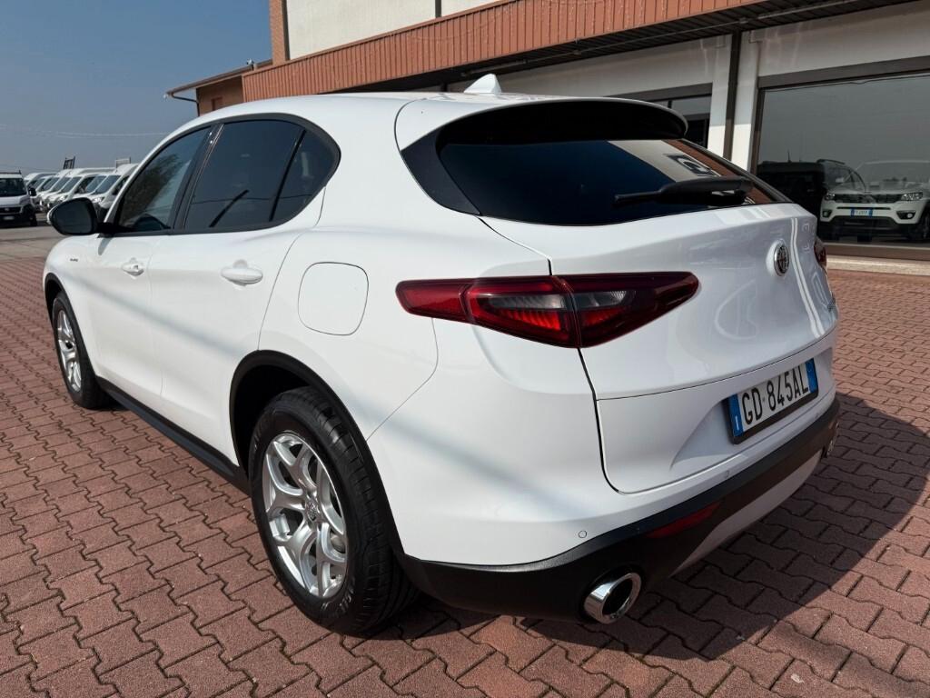 Alfa Romeo Stelvio 2.2 Turbodiesel 160 CV AT8 RWD Super