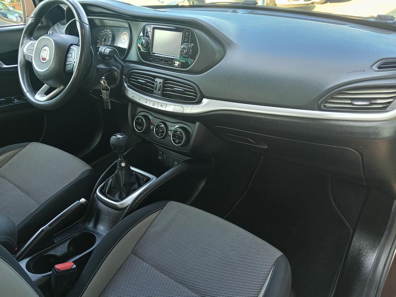 Fiat Tipo 1.6 Mjt 4 porte Lounge