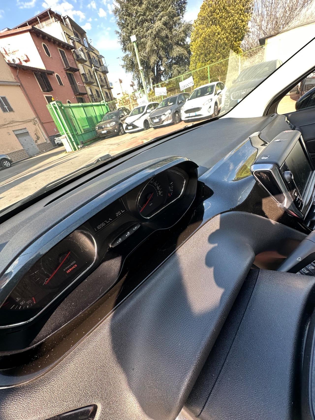 Peugeot 208 1.2 VTi 82 CV 5 porte Access