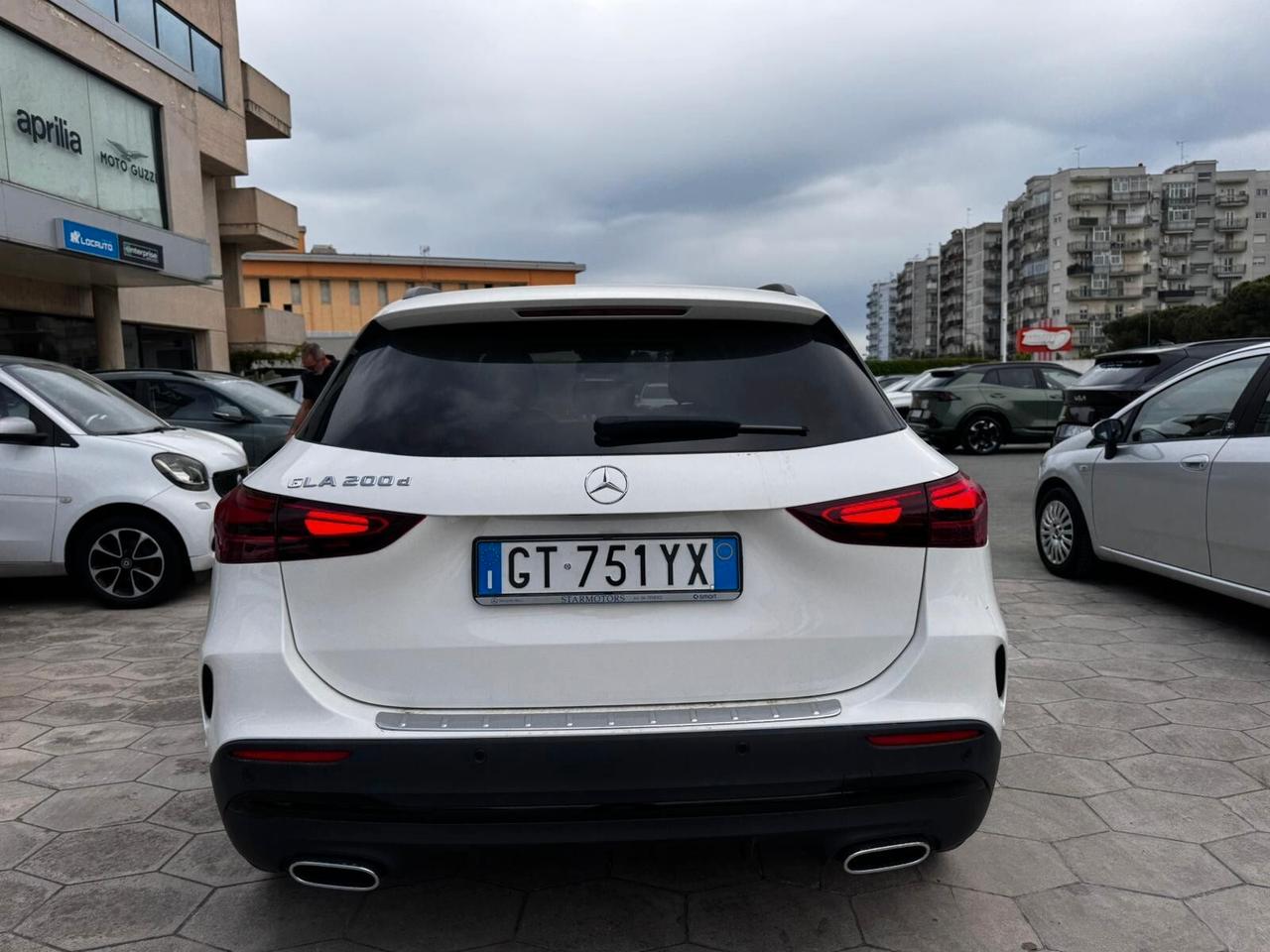 MERCEDES GLA 200D 2024 150 CV FULL OPTIONAL