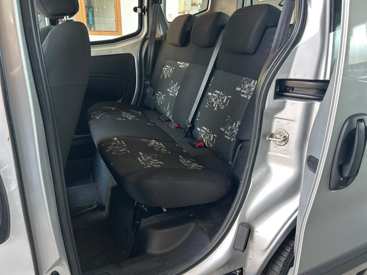 Fiat Qubo 1.3 MJT 75 CV Trekking