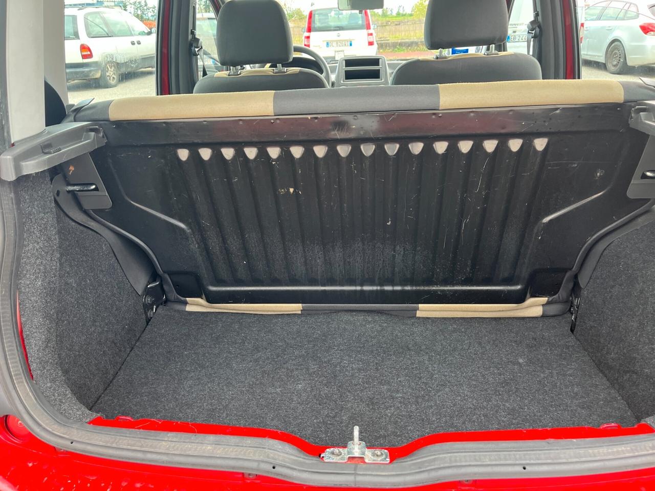Fiat Panda 1.2 Dynamic Natural Power CON SOLI 99798 KM ADATTA AI NEOPATENTATI UNICO PROPRIETARIO