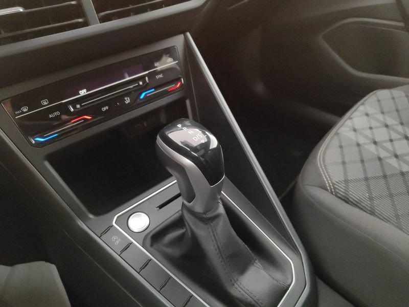 Volkswagen Taigo 1.0 TSI DSG R-Line