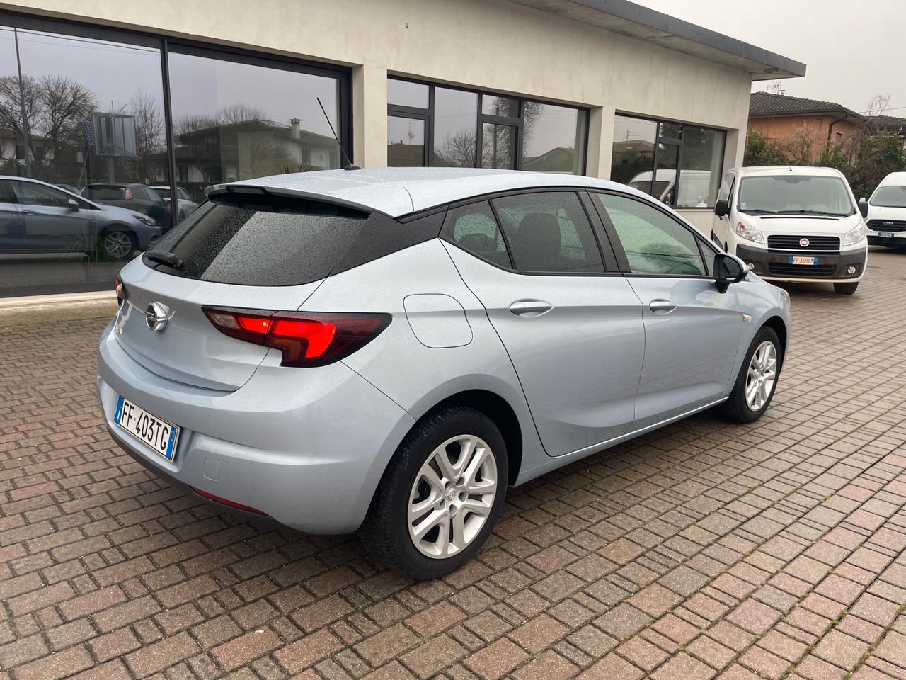 Opel Astra 1.4 Turbo 140CV 4 porte Elective