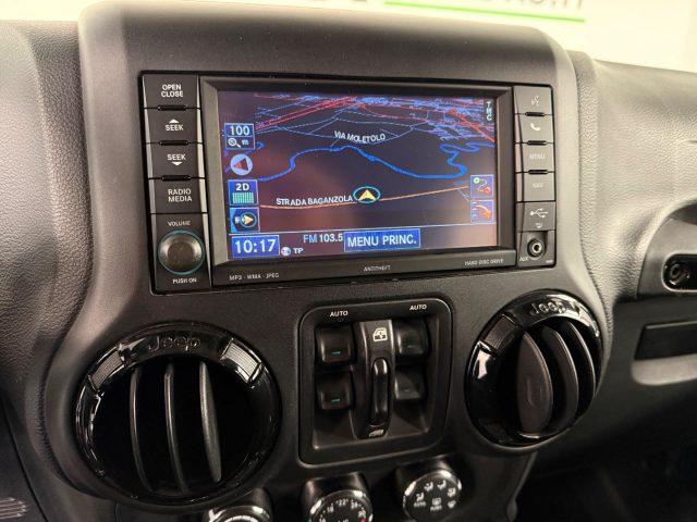 JEEP Wrangler Unlimited 2.8 CRD DPF Sahara Auto