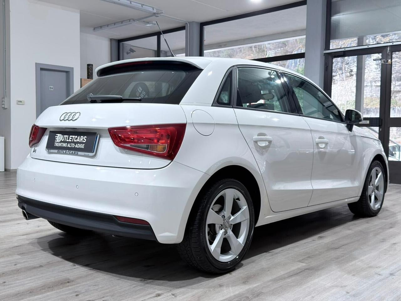 AUDI A1 SPORTBACK 1.4TDI 90cv ULTRA 2015 99.000km