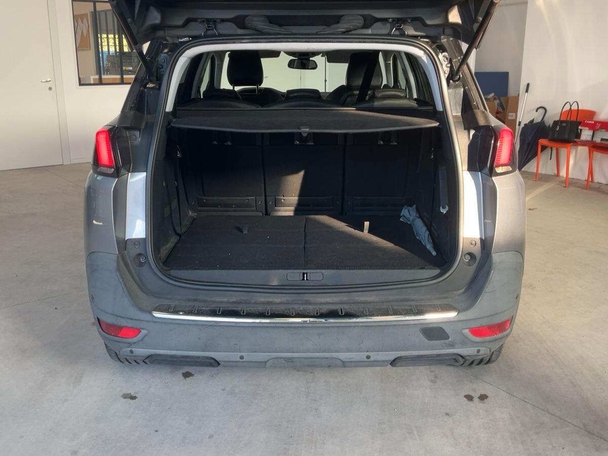 Peugeot 5008 BlueHDi 120 S&S EAT6 Crossway