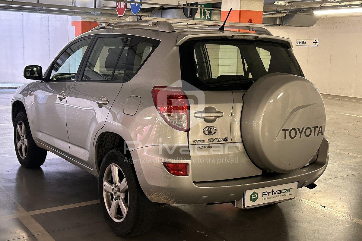 TOYOTA RAV4 2.2 D-4D 136 CV
