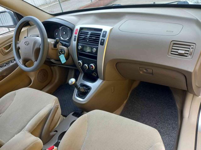 HYUNDAI Tucson 2.0 CRDi VGT Active 4x4 NEOPATENTATI