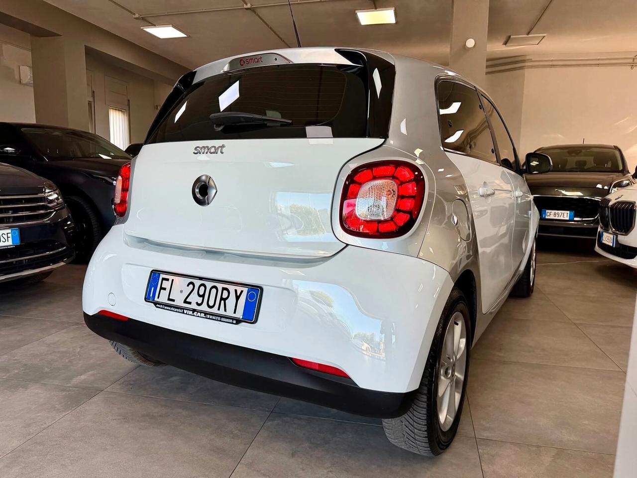 Smart ForFour 1.0 70cv GPL twinamic 2017