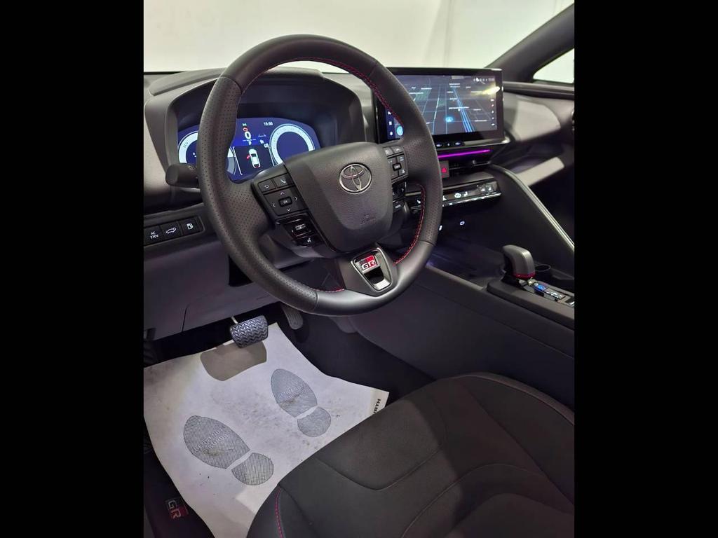 Toyota C-HR 2.0 PHEV GR Sport FWD E-CVT