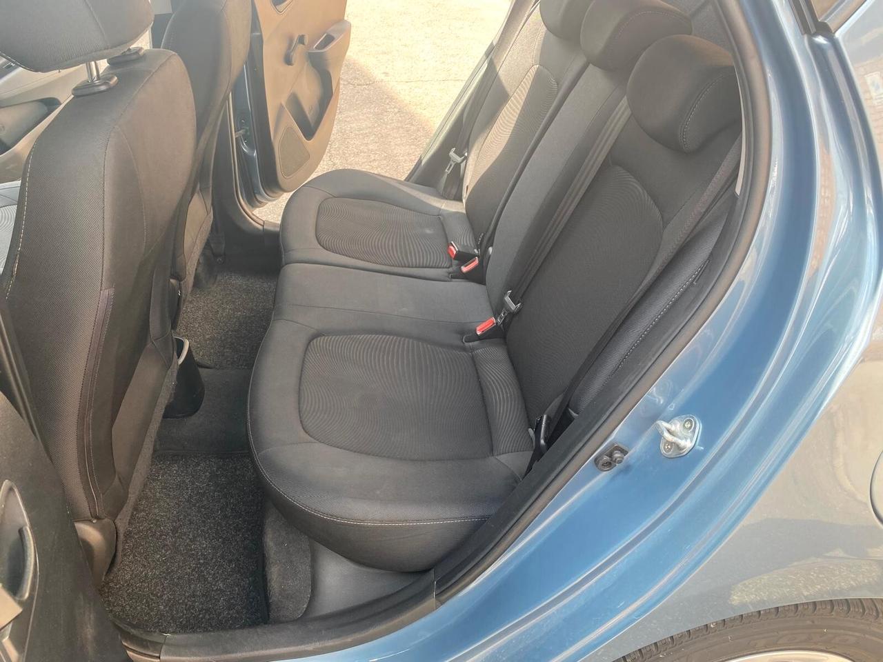 Hyundai i10 1.2 Style . OK NEOP - GARANZIA 12 MESI