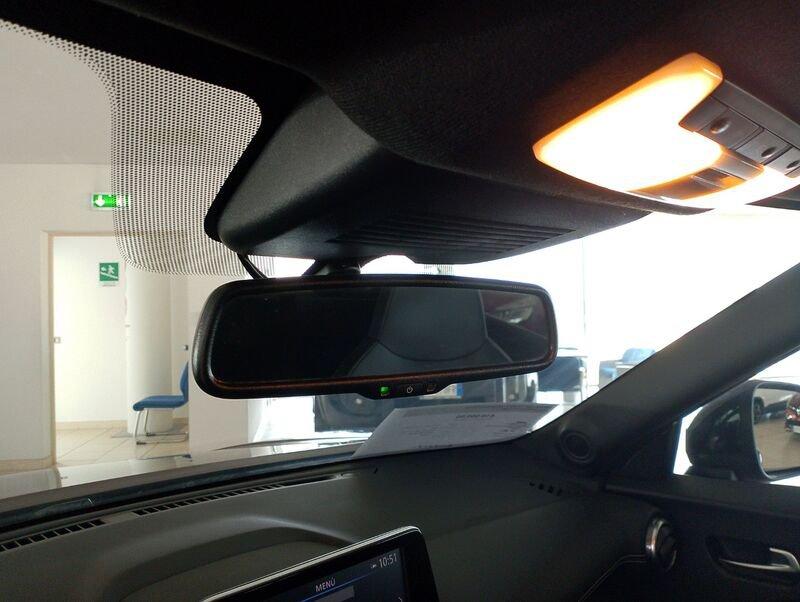 Nissan Juke 2ª serie 1.0 DIG-T 114 CV N-Connecta