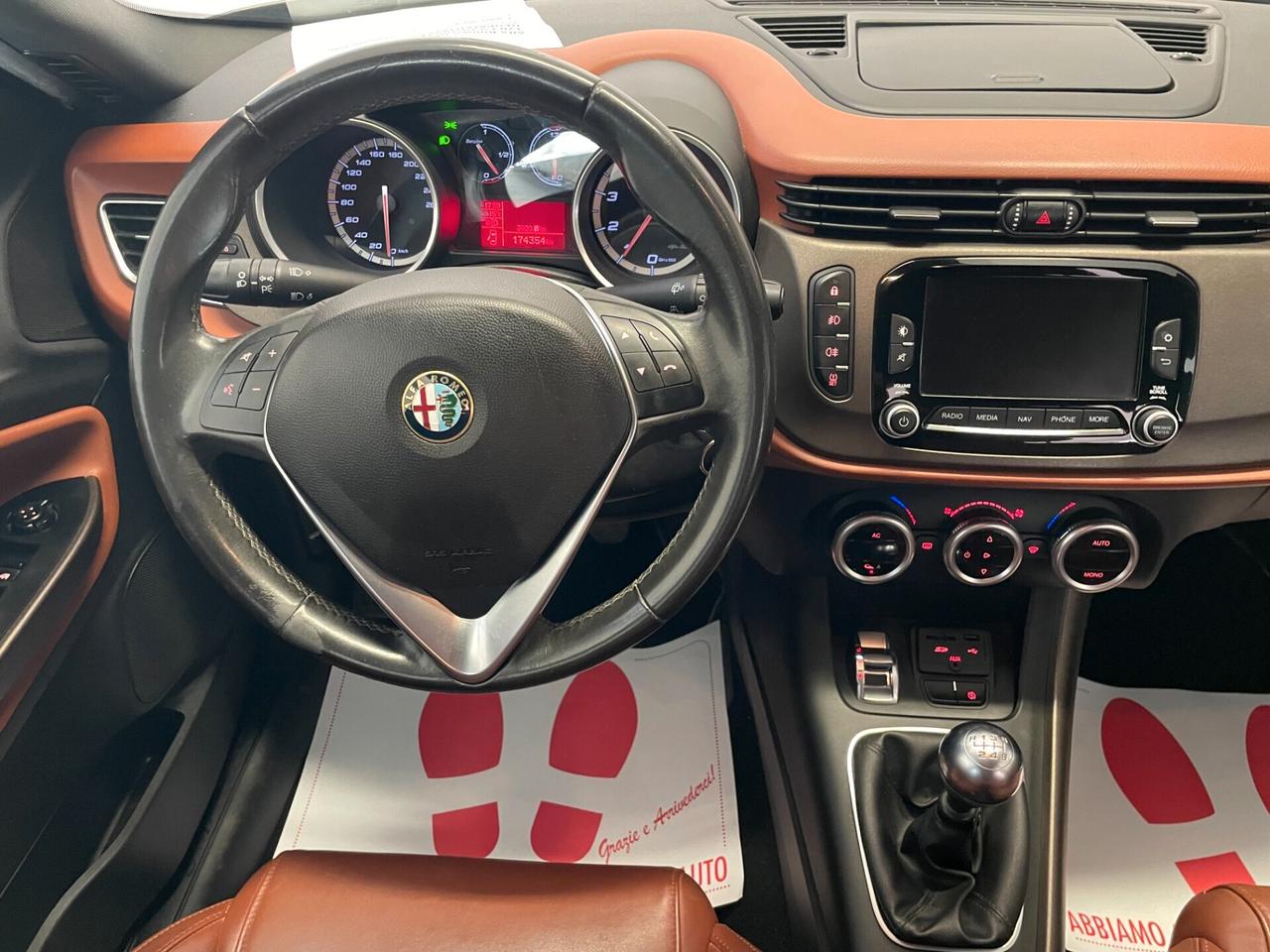 Alfa Romeo Giulietta 1.4 Turbo 120 CV Distinctive Pelle Full NEOPATENTATI !