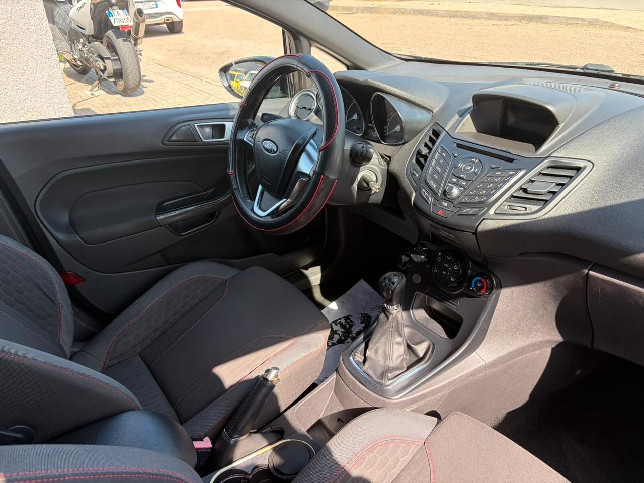 Ford Fiesta ST LINE-UNICO PROPRIETARIO