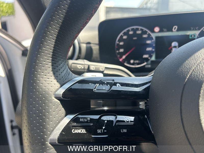Mercedes-Benz Classe A A 180 d Automatic AMG Pack night edition