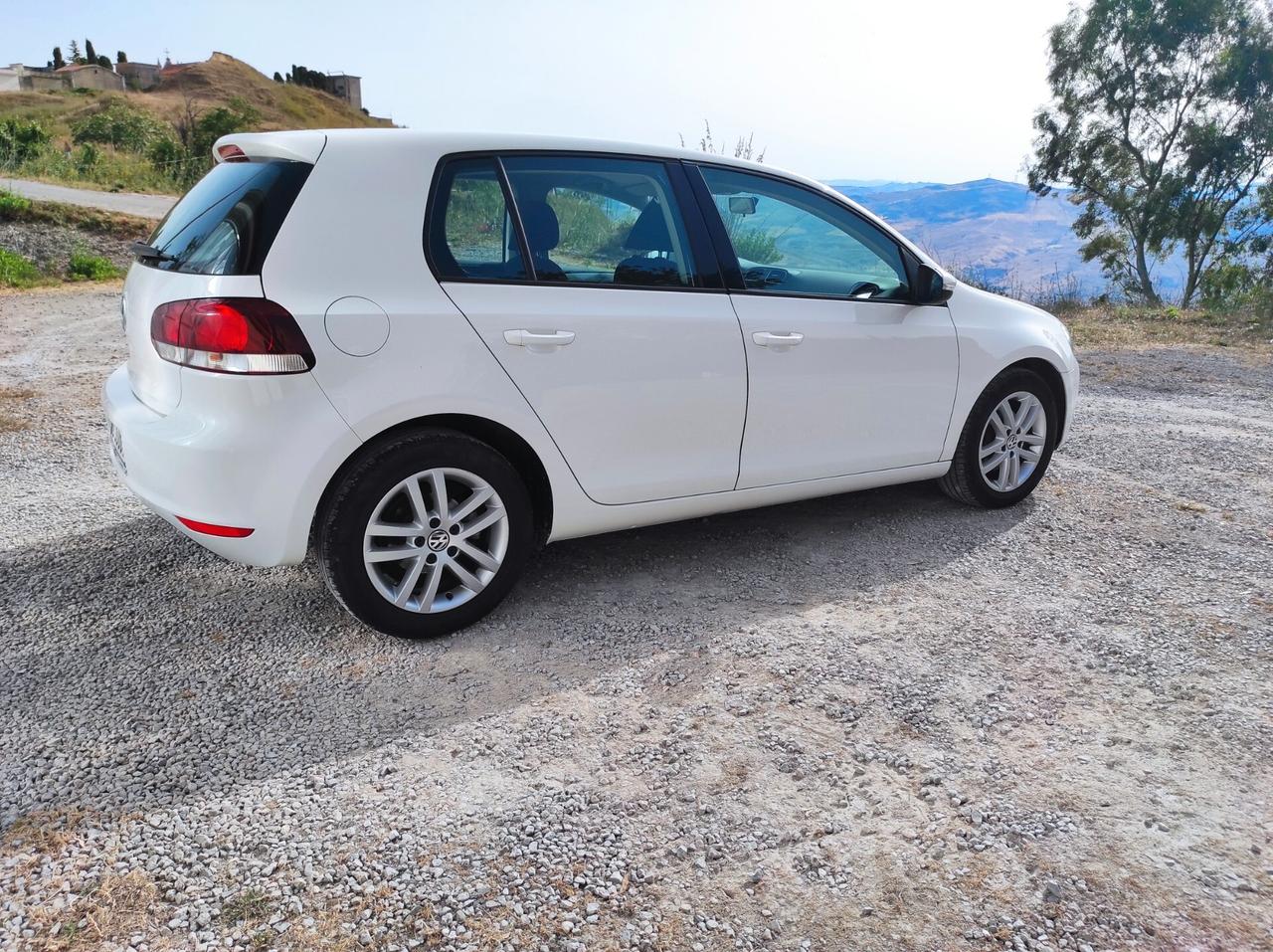 Volkswagen Golf 2.0 TDI 110CV DPF 5p. Highline